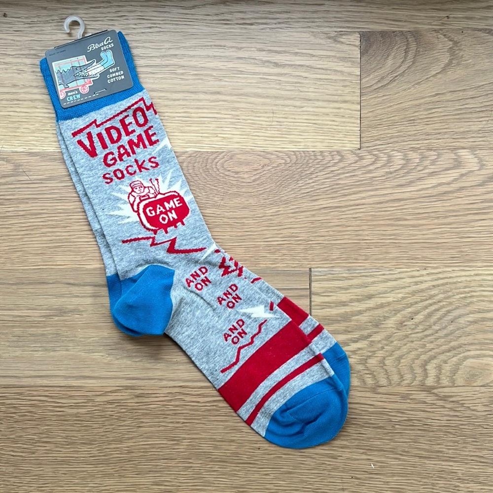 NWT Blue Q Socks brand; Men’s crew socks size 7-12